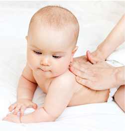косолапие у ребенка 2 года массаж