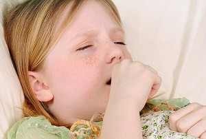Сильный кашель перед сном у ребенка
