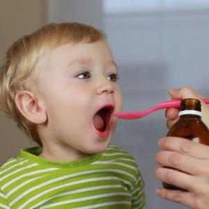 снять приступ кашля у ребенка