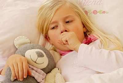 затяжной сухой кашель у ребенка причины
